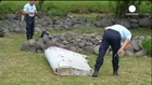 MH370: wreckage found on island ‘came from Boeing 777’