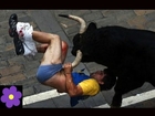 Angry Bull Attacks Man ♥  Animal Attack Videos ♥  Bull Attack People ♥ Funny  Animal attacks